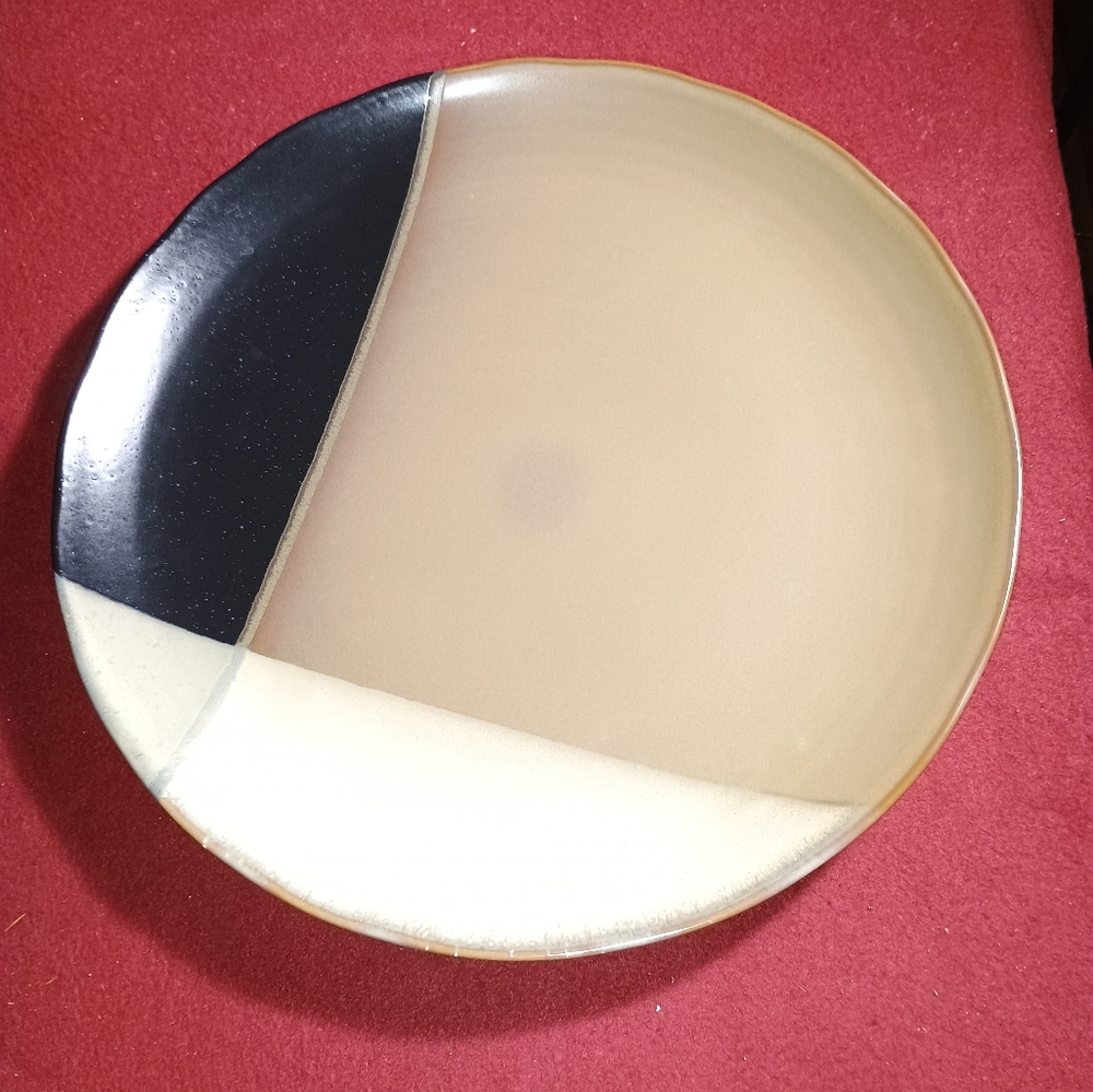 Sango Gold Dust Black Chop Plate 12.5 In. Retired